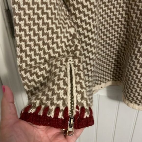 80% Lambswool  Hooded Cardigan Jacket Women's L, w/ Belt &‎ Zip Closure - Picture 11 of 16